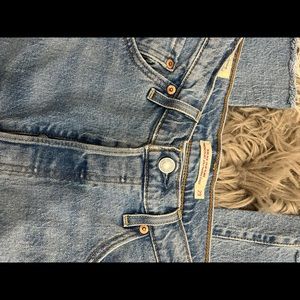 Levi’s rib cage crop flare size 29